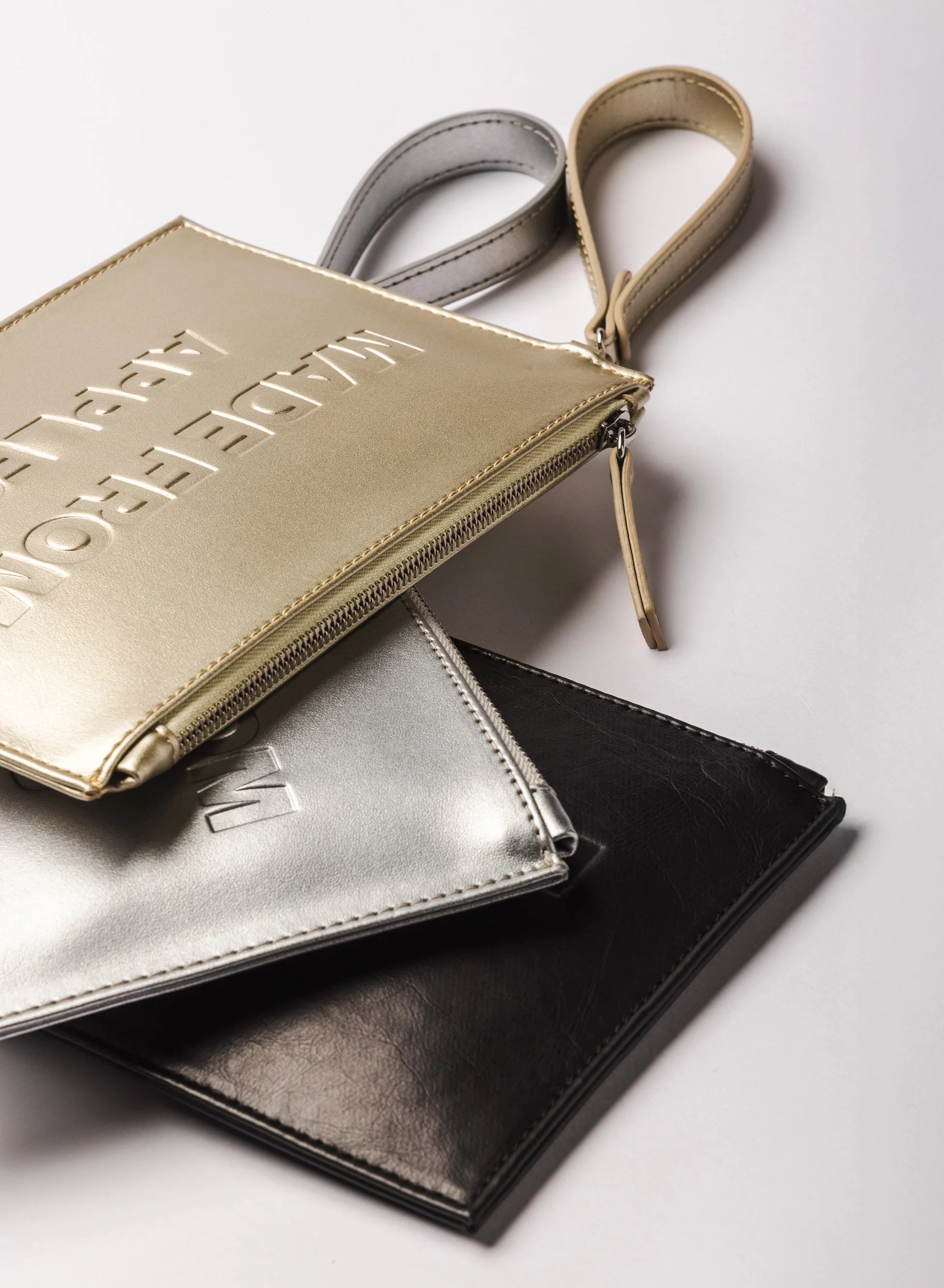 Orion pouch Zilver - Appel