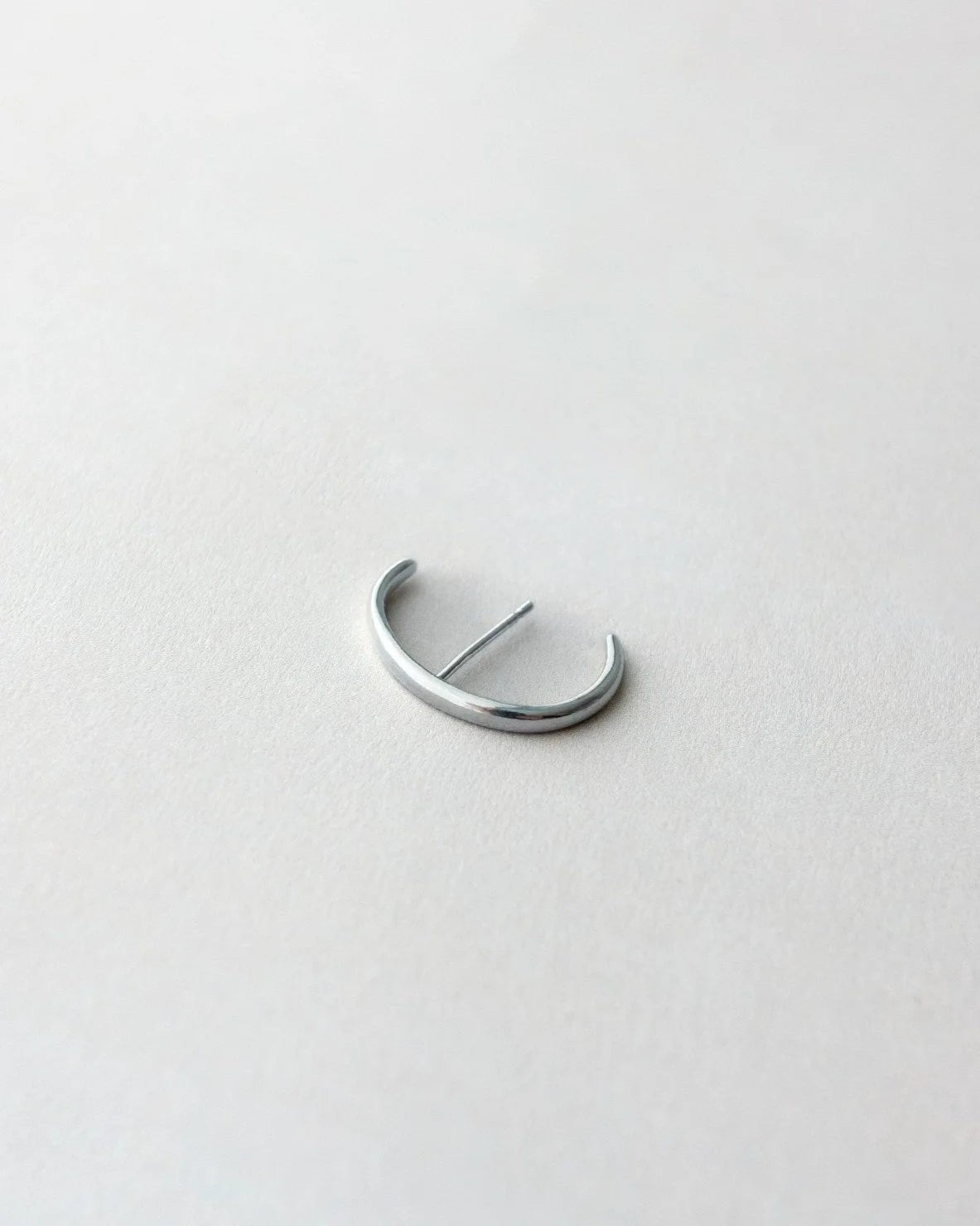 Esme Earring - LEFT - Farmatuur